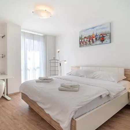 Chic Urban 1br And Easy Parking * Pressburg
