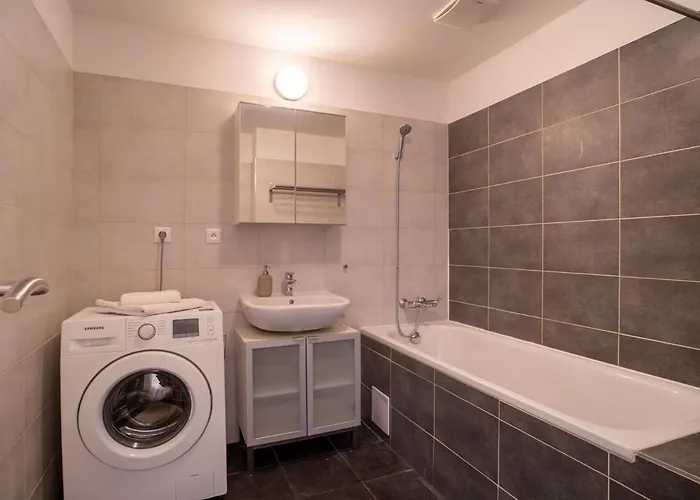 Chic Urban 1br And Easy Parking 아파트 브라티슬라바